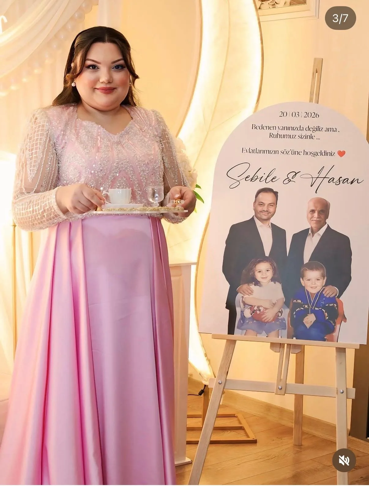Tubi Event müşterisinin etkinliğinden kişiye özel karşılama panosu fotoğrafı